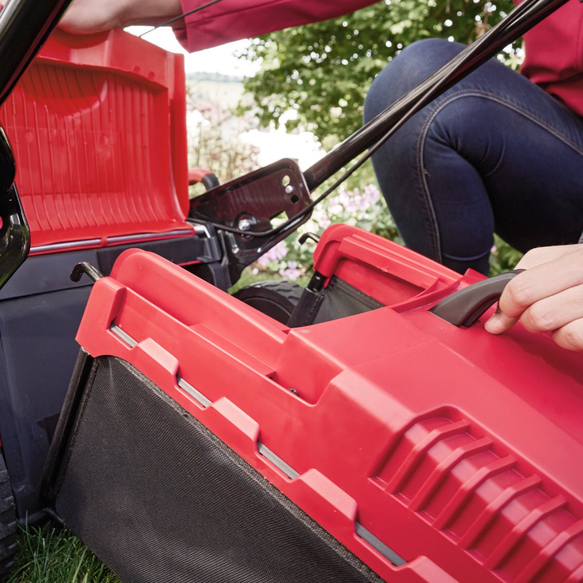 solo by AL-KO Easy 4216 SP-A Petrol Self Propelled Lawnmower 41cm - Image 8